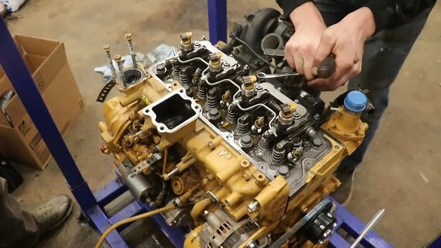 2014 Wrecked Rollover Knocking Engine Complete Rebuild Skid Steer START - FINISH смотреть онлайн