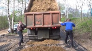 Укладка аэродромных плит ПАГ-14