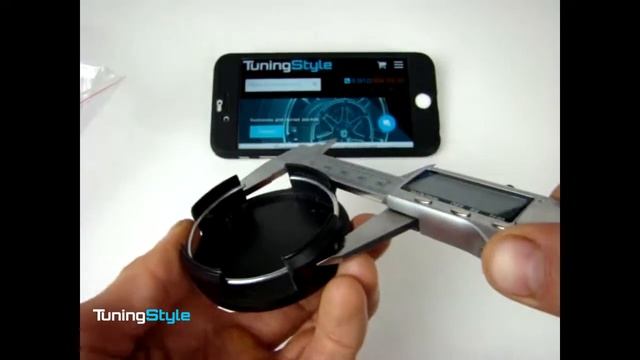 Колпачок для литого диска Toyota 62 60 13 черный хром смотреть онлайн