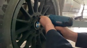 Как правильно выбрать электрический гайковерт? Гайковерт ALTECO IW 350-200 в действии!
