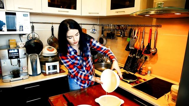 Блины на молоке. Рецепт моей бабушки! Самые тонкие и вкусные блинчики! смотреть онлайн