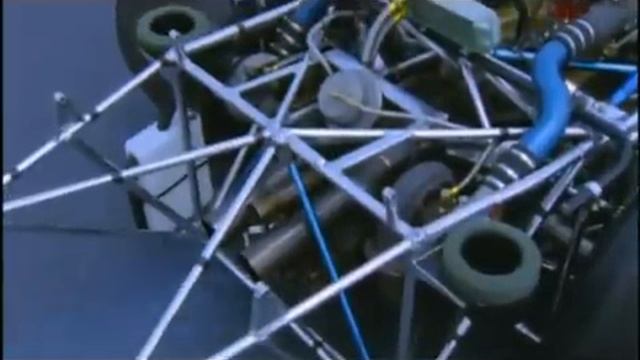 Porsche 917/30 Can Am Spyder / Mark Donohue (details + revving + racing) смотреть онлайн