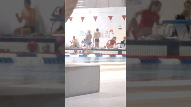 Эвакуация из бассейна... после полутора часов занятий. смотреть онлайн