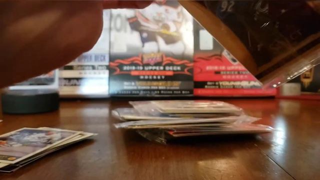 Multiple hockey card packs break! (Dollarama and UD series) смотреть онлайн