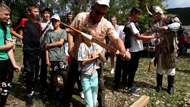 ДЕНЬ В ЗОЛОТОЙ ИМПЕРИИ смотреть онлайн