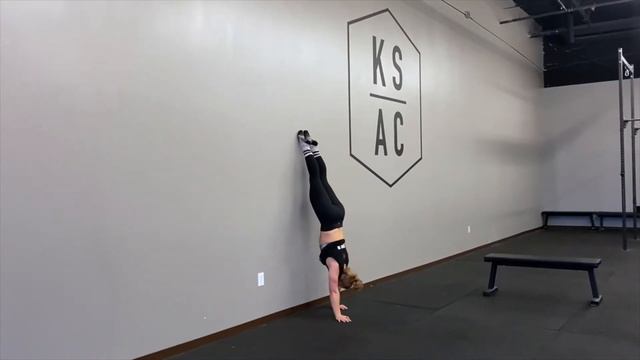 Gymnastics Skill with Coach Jess - Day 35 смотреть онлайн