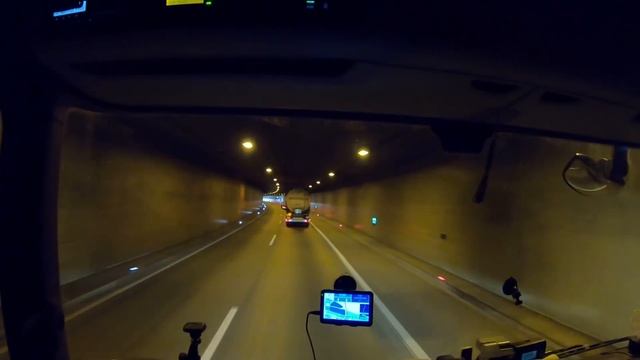 $318 Scania S500 Влепили штраф в Австрии на 240 евро!!! Нарушил или сбой системы))) смотреть онлайн
