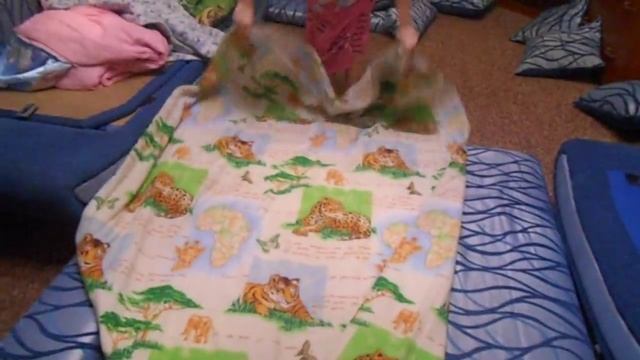 как построить из подушек из зала смотреть онлайн