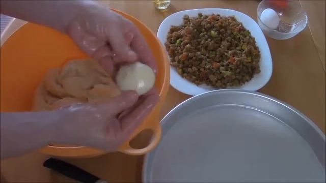 Не сладкие булочки с начинкой. Булочки с фаршем. смотреть онлайн
