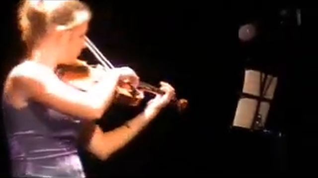 Бах - Гуно Ave Maria играют Анна Бойко и Лиза Зеленская смотреть онлайн