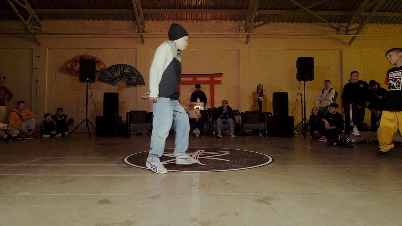 KIDZ (после года) ↔ Round 7 ↔ 1'8 ↔ BREAK RAVE CYPHER #breakrave #bmvideo смотреть онлайн