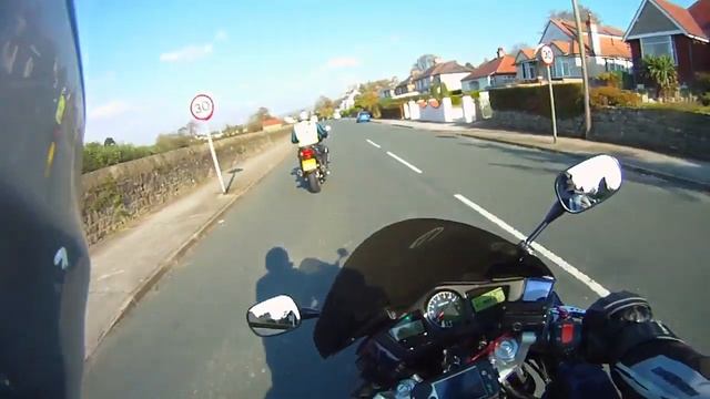 CBF1000 & VFR800 Test Part 1