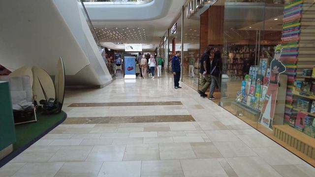 Westfield London | The Biggest Mall in Europe | Shopping Centre смотреть онлайн