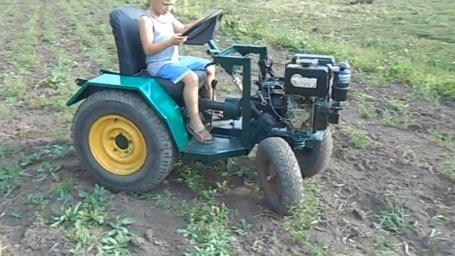 homemade tractor МОТОтрактор на базі кпп ЗАЗ та мотоблока Zirka GT90D04E смотреть онлайн