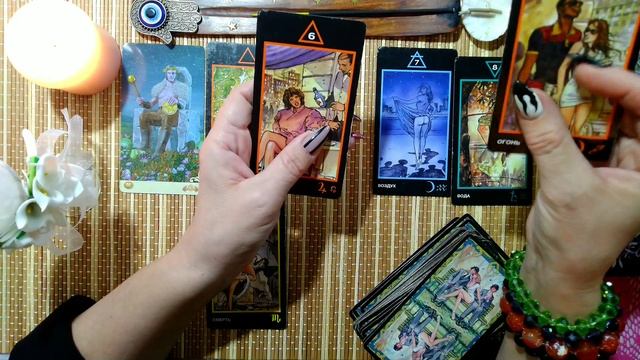 РАСКЛАД НА 4 КОРОЛЕЙ. ЧТО ОН ДУМАЕТ О ВАС СЕГОДНЯ? смотреть онлайн