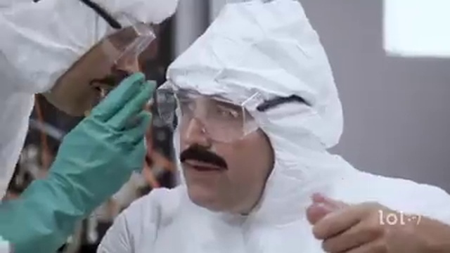 Extraterrestrial's funny research... смотреть онлайн