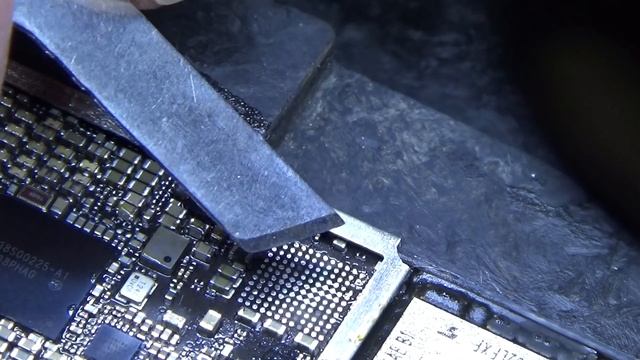 iphone 7 plus..нет звуков..audio codec reballing смотреть онлайн