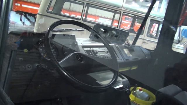 Mercedes-Benz Vario 508D (1985) Exterior and Interior смотреть онлайн