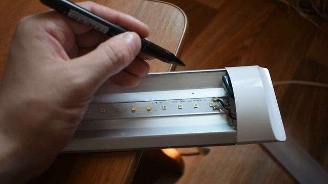 Как повесить LED светильник без заводского крепежа! смотреть онлайн
