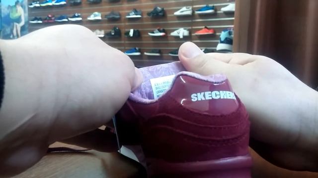 Кроссовки Skechers Originals