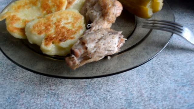 Куриные крылья с чёрным перцем солью в духовке/Chicken wings with black pepper and salt in the ove смотреть онлайн