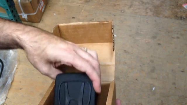 2" hitch plug with Honda logo смотреть онлайн