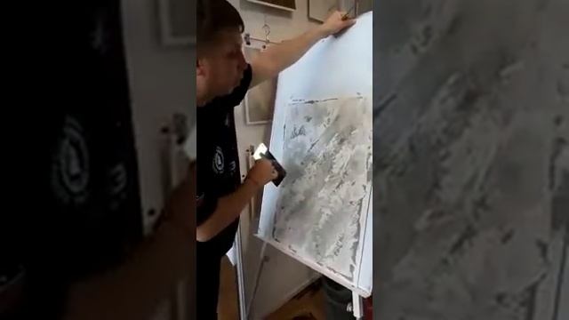 Нанесение фактурного материала с мраморной крошкой Marmo Romano, Marmo Liquido смотреть онлайн