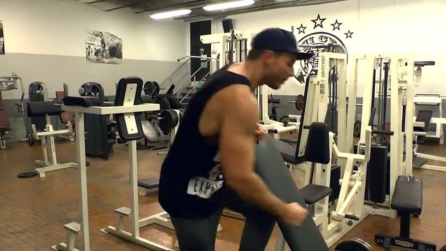 VĚTŠÍ A LEPŠÍ BICEPSY JIŽ ZA 6 TÝDNŮ смотреть онлайн