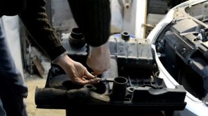 Замена воздушного и салонного фильтра  SKODA Fabia Classic 1.2