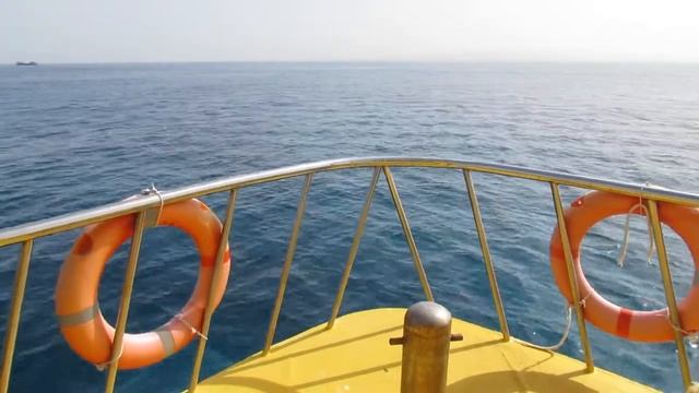 Третья морская прогулка: вид с носа смотреть онлайн