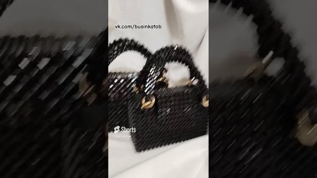 Черная сумочка из квадратных бусин 😍🖤🖤🖤 смотреть онлайн