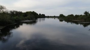 ЩУКИ ТОЧНО НЕ ПРОПУСТЯТ ЭТУ ПРИМАНКУ. Зрелищные поклёвки на поппер. Рыбалка на спиннинг