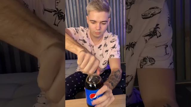 Пепси и Ментос! Эксперимент! Пробовали? смотреть онлайн