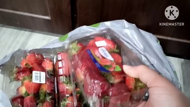 МАЛОЕЖКИ Тратят Деньги на Продукты в АМЕРИКЕ! ? РАЗБОГАТЕЛИ! Но Без БЕСПЛАТКИ Никуда! Фудбанк в США смотреть онлайн