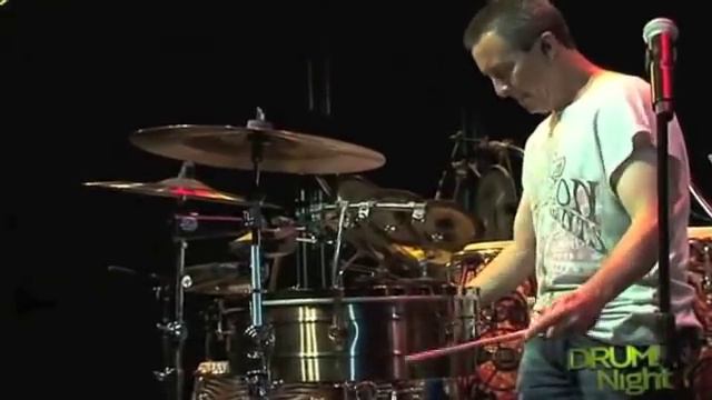 Karl Perazzo & Raul Rekow At 2011 DRUM! Night Pt 3 смотреть онлайн