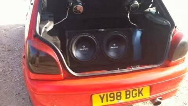 Ford Fiesta Zetec S смотреть онлайн