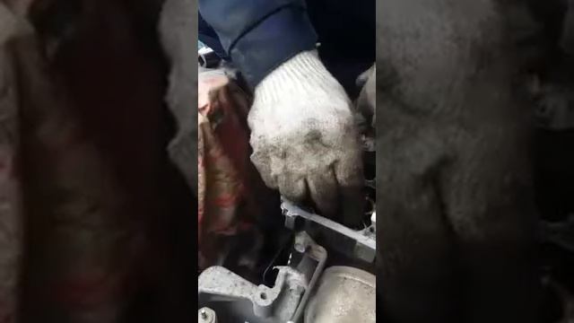 Замена маслосьемных колпачков не снимая ГБЦ смотреть онлайн