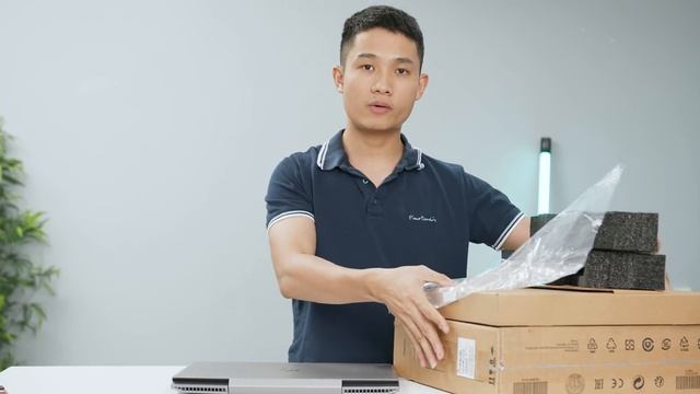 Chiếc Laptop Này Chắc Chưa Ai Biết ? смотреть онлайн