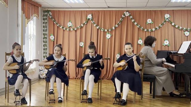 ДШИ № 10 им. В.В.Магдалица. Ансамбль домристов "Вишенка" смотреть онлайн