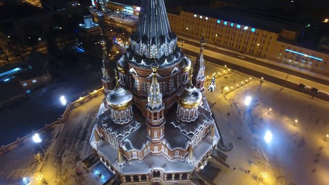 Свято-Михайловский собор в Ижевске. Аэросъемка. смотреть онлайн