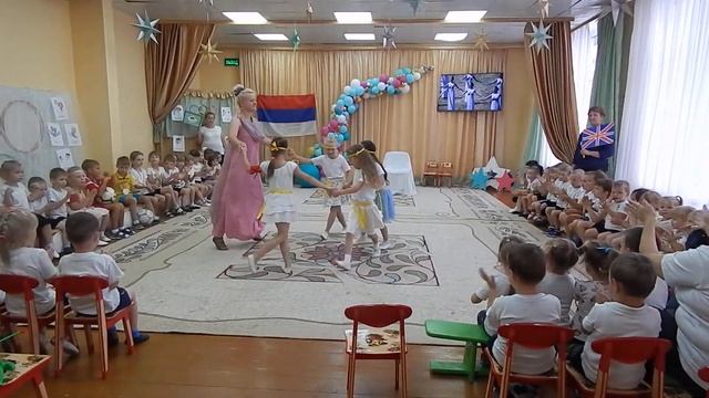 Древний Греческий танец "Сиртаки" на Олимпийских играх в МДОУ № 18 смотреть онлайн