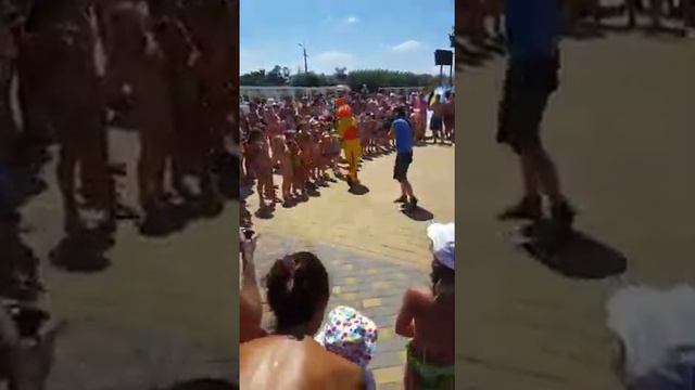 Аквапарк Одесса Фикси Бум 3 смотреть онлайн