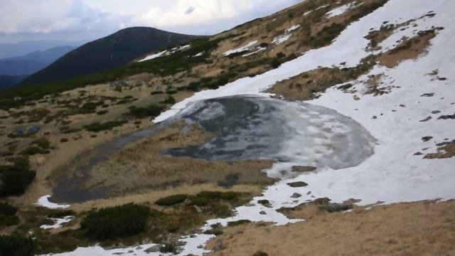 горное озеро Несамовите, несравненная красота! смотреть онлайн