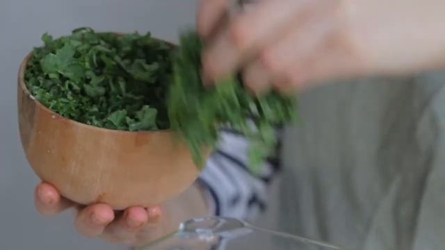 Tarif | Kale Smoothie - KitchenAid K400 Artisan Blender ile смотреть онлайн
