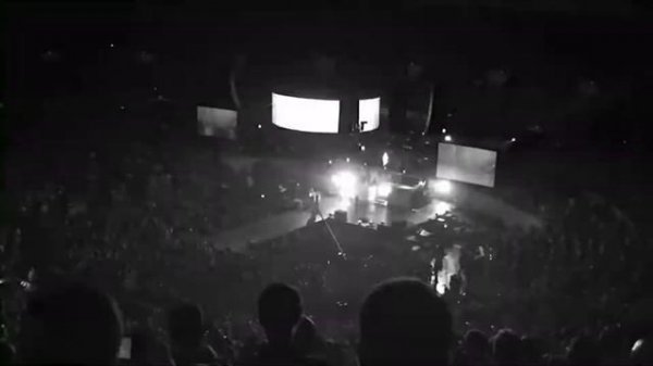 Skillet Whispers In The Dark Live HD