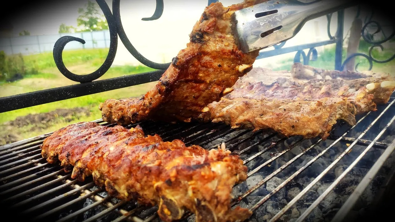 ШАШЛЫК на косточке! РЕБРЫШКИ на МАНГАЛЕ в Лаймово-Имбирном маринаде!