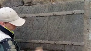 Декор из цемента для стен. Имитация досок - популярный элемент декора применяемый в арт бетоне.