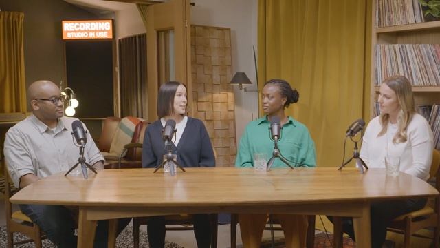 Using Social Media Mindfully: Advice from Meditation Experts смотреть онлайн