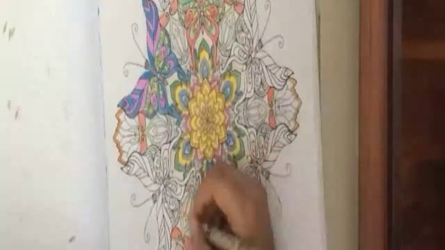 Mandala colouring. Super satisfying time lapse. смотреть онлайн
