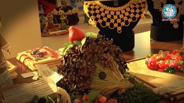 Выставка декоративно-прикладного творчества Атамура (Аружан Темирова, Адрей Гритчин) смотреть онлайн